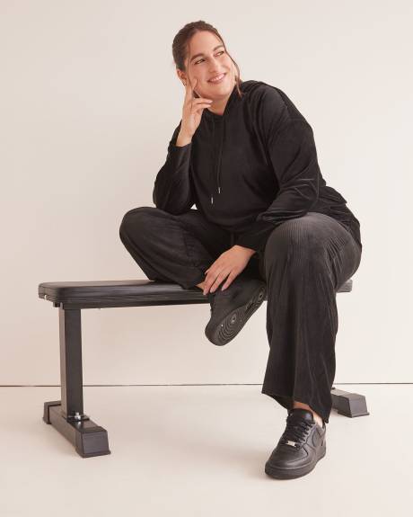 Ribbed Velvet Wide-Leg Pant - Active Zone