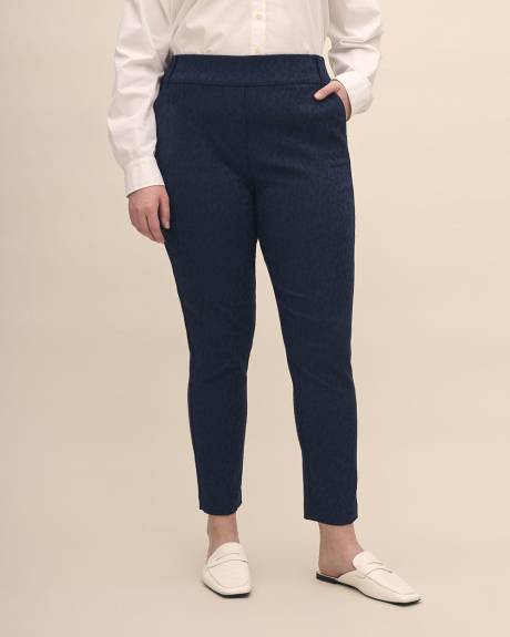 Responsible, Petite, Textured Navy Skinny-Leg Savvy Pant - PENN. Essentials