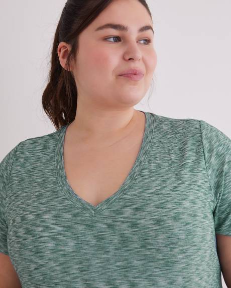 Short-Sleeve V-Neck T-Shirt - Active Zone
