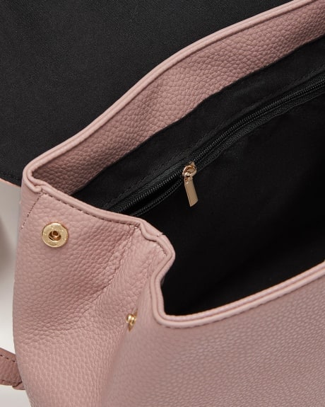 Back Pack With Flap Closure