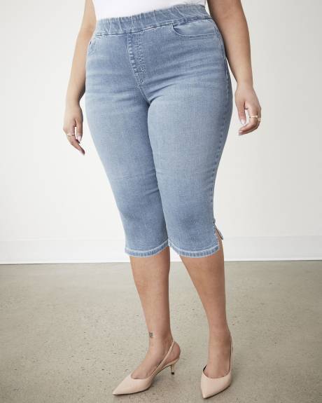 Capri en denim, coupe ingénieuse, délavé pâle, tissu responsable - d/C Jeans