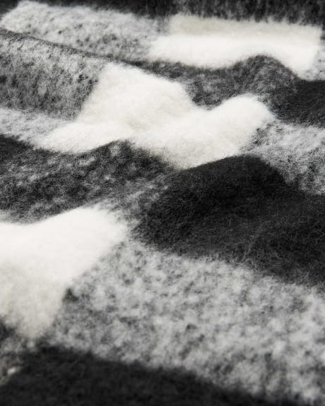 Cozy Black & White Plaid Scarf