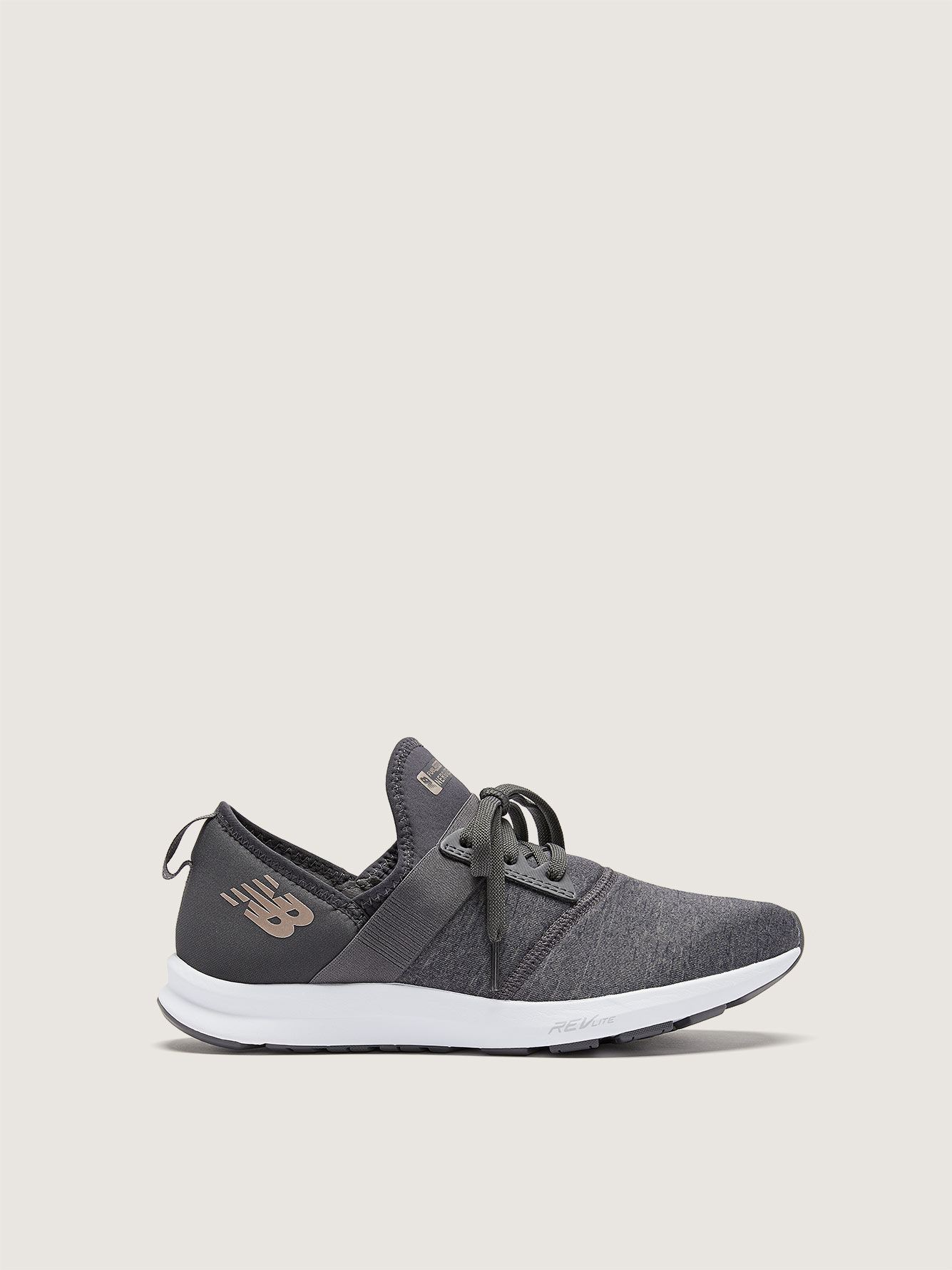 new balance nergize wide