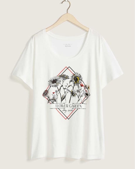 Boyfriend Fit Scoop Neck T-Shirt - In Every Story