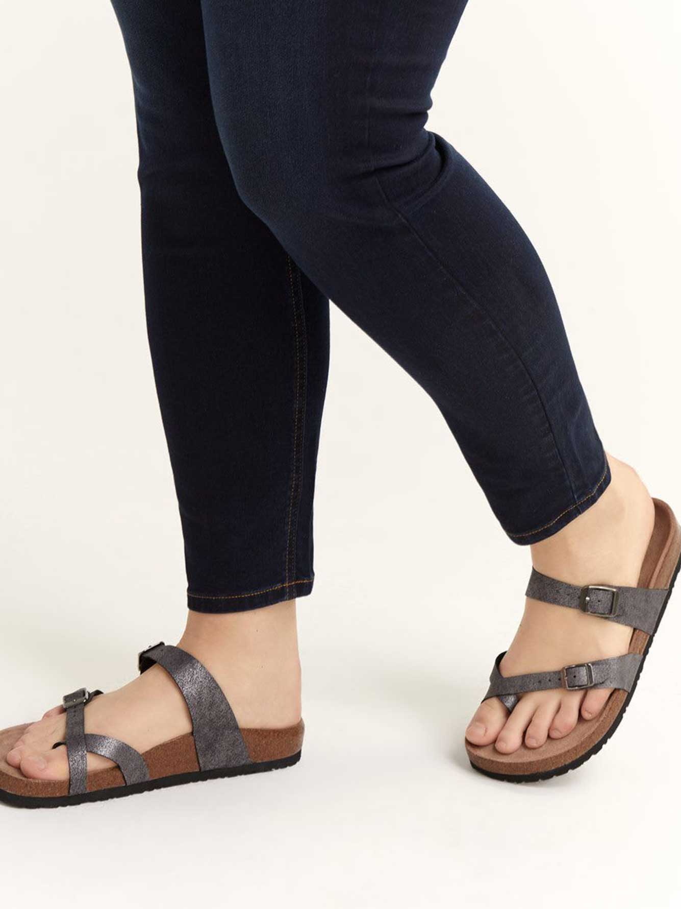 skechers relaxed fit sandals