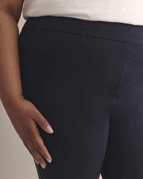 Pantalon amincissant essentiel à jambe droite en pointe de Rome