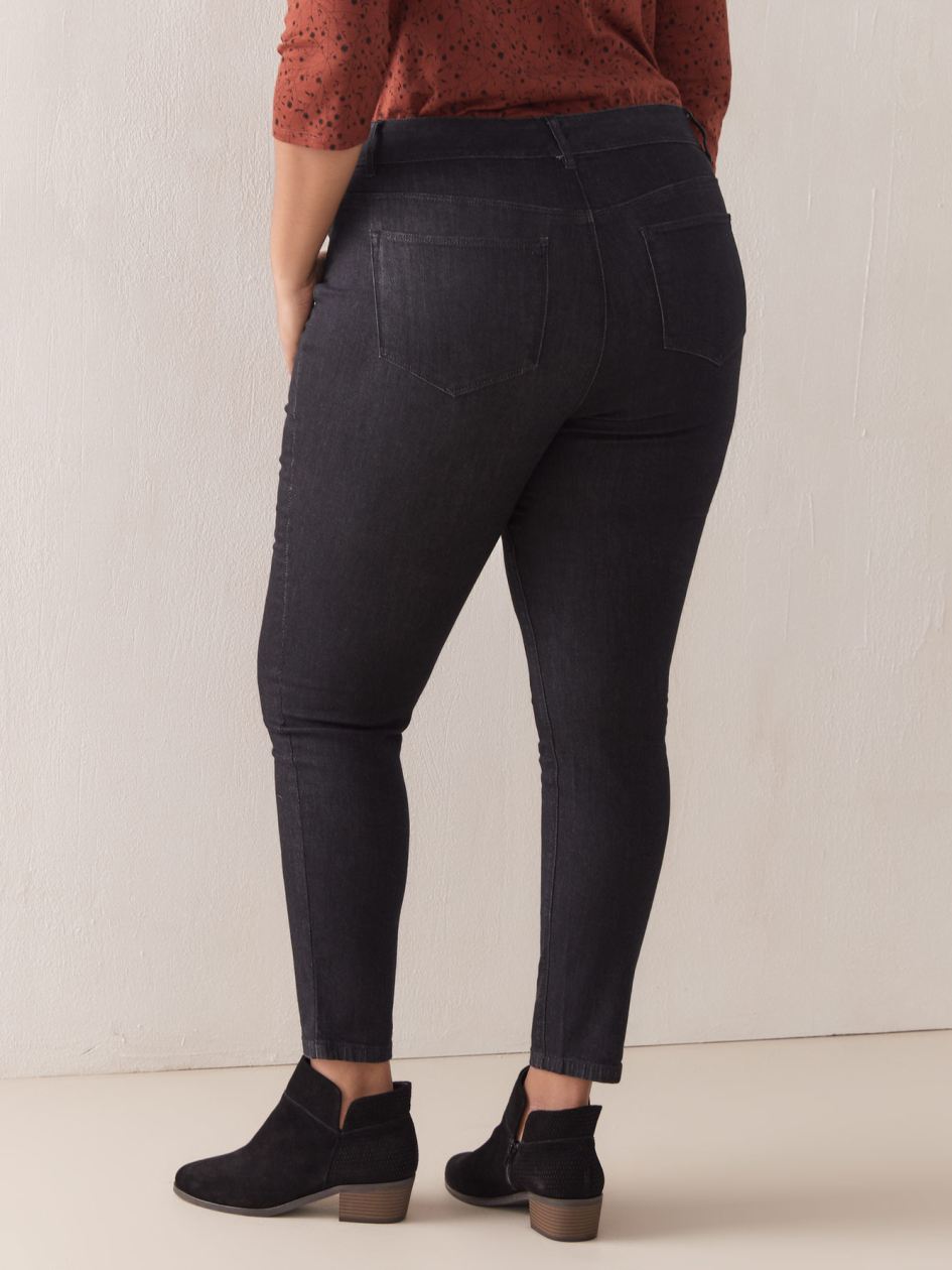 Universal Fit, Ultra-Stretchy Black Jegging - d/C JEANS