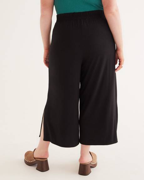 Black Knit Gaucho Pant