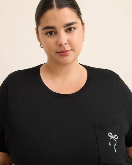 Chemise de nuit noire à manches courtes avec imprimé de boucle sur la poche - ti Voglio