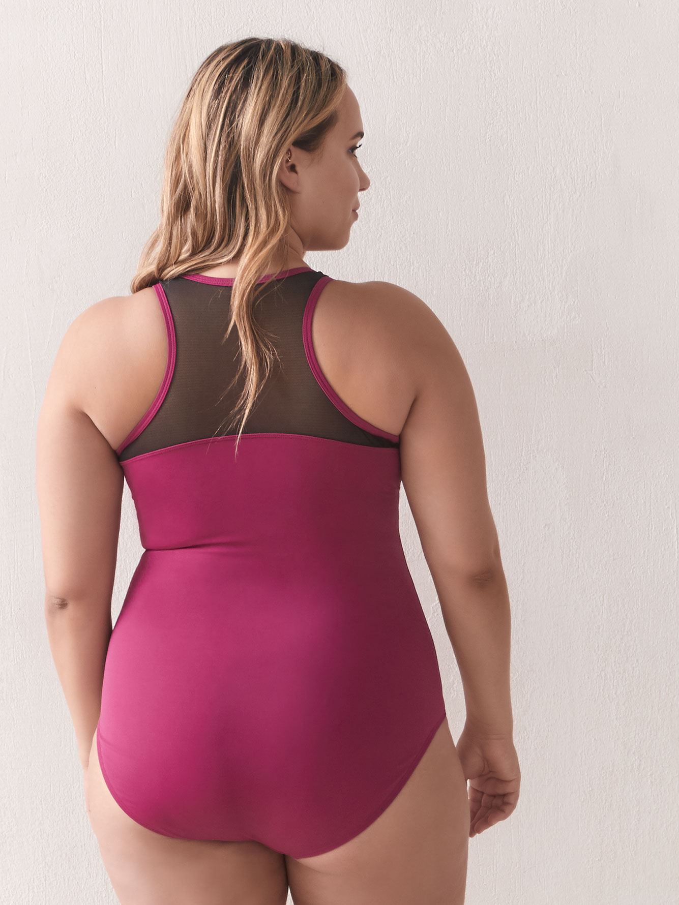 speedo swimming costume sizes