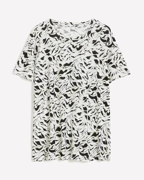 Boyfriend-Fit Short-Sleeve Crewneck T-Shirt - PENN. Essentials