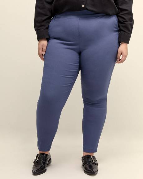Petite, Blue Savvy-Fit Skinny-Leg Pant - PENN. Essentials