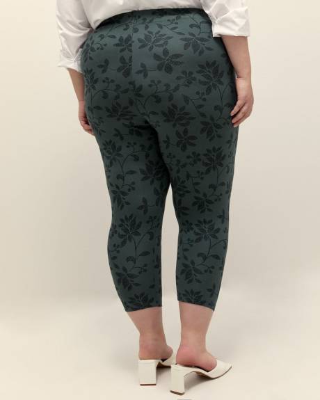 Responsible, Floral Fashion Capri Legging - PENN. Essentials