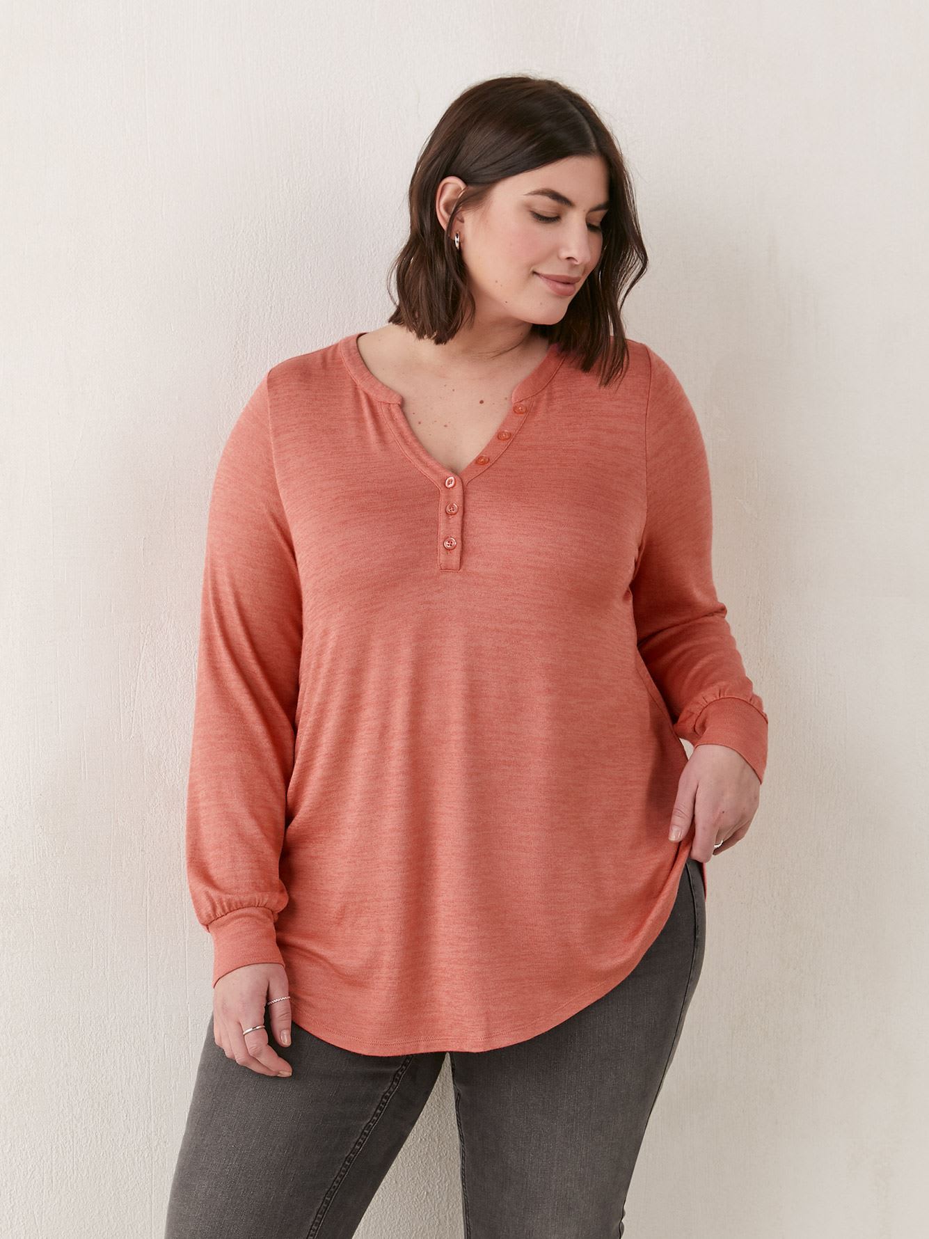 Long-Sleeve Top With Buttons - In Every Story