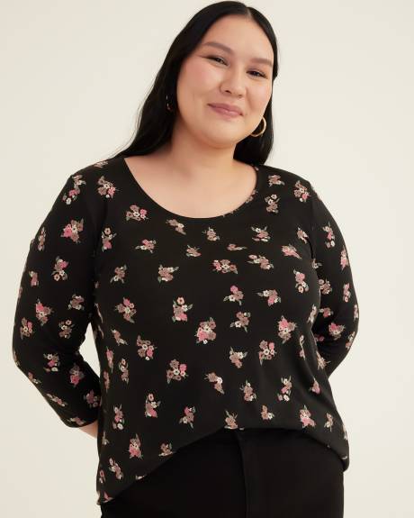 Girlfriend-Fit Crewneck T-Shirt with 3/4 Sleeves - PENN. Essentials