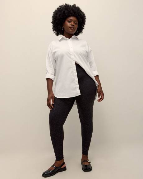 Black Fashion Legging with Foil Print - PENN. Essentials