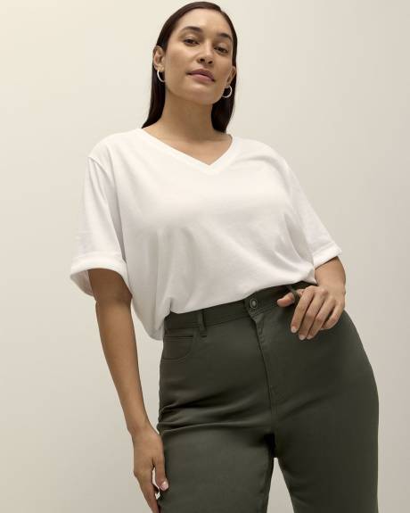 T-shirt col en V, coupe boyfriend, tissu responsable - Essentiels PENN.