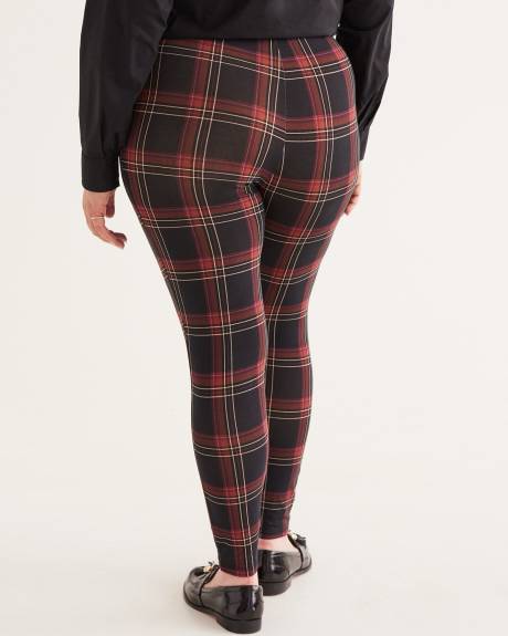 Responsible, Plaid Fashion Legging - PENN. Essentials
