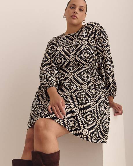 Black Long-Sleeve Fit-and-Flare Short Dress