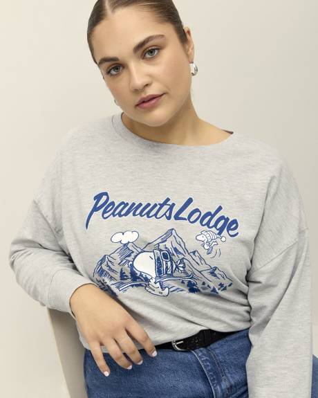 Pull gris chiné à col rond avec imprimé de Snoopy