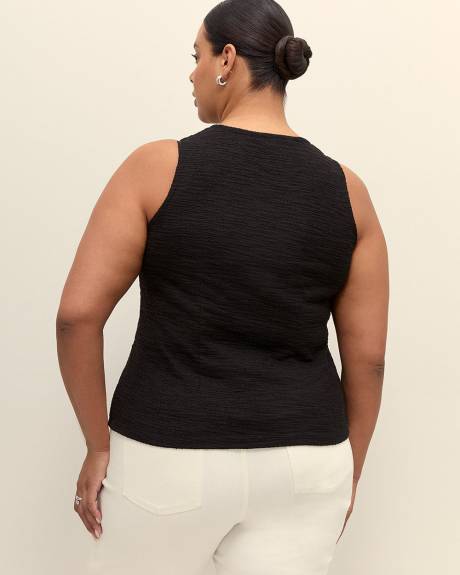 Textured Buttoned-Down Sleeveless Vest