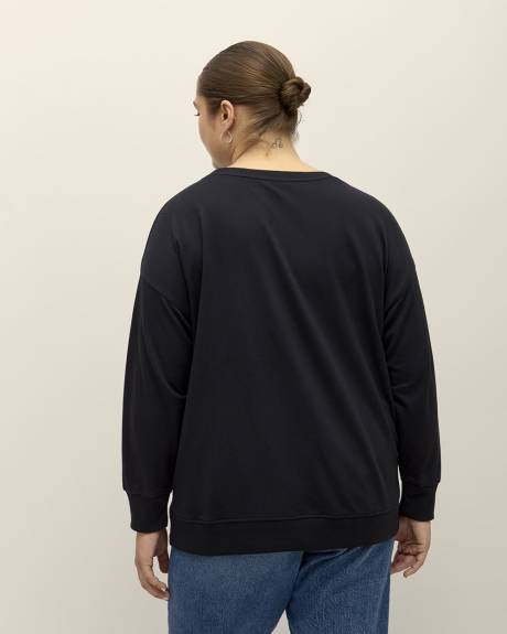 Black Crewneck Sweatshirt with Christmas Print