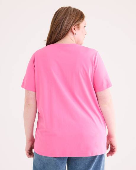 Short-Sleeve Scoop-Neck Boyfriend Tee - PENN. Essentials