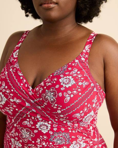 Maillot de bain une-pi&egrave;ce &agrave; devant crois&eacute;