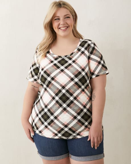 Printed Crew-Neck Curvy Tee - In Every Story