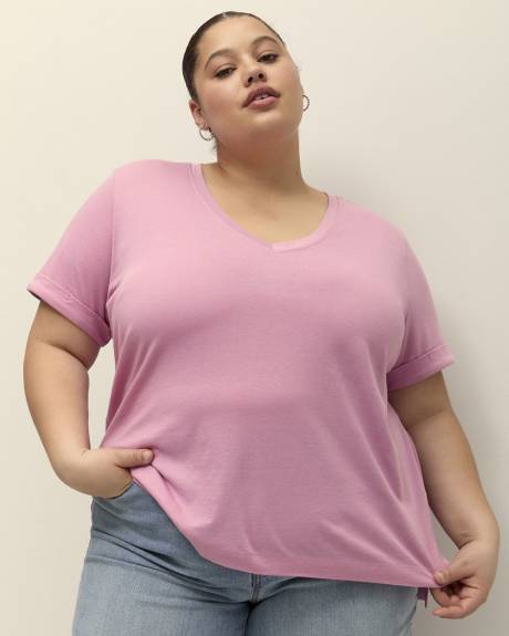 Responsible, Boyfriend-Fit Tee with Slits - PENN. Essentials