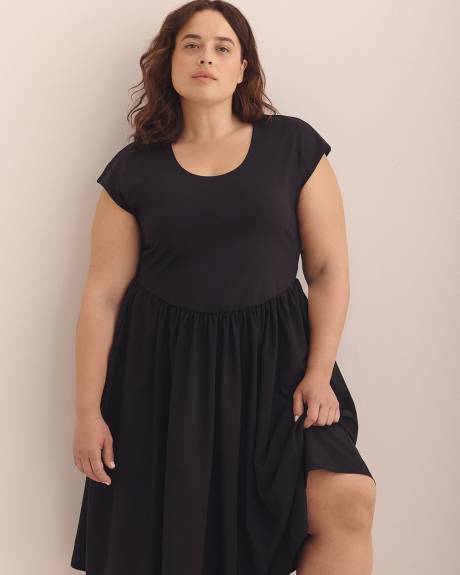 Responsible, Black Cap-Sleeve U-Neck Midi Dress - Active Zone
