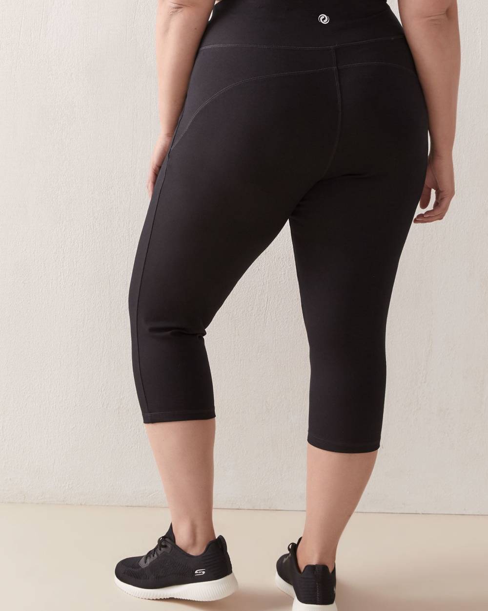 Black Capri Legging - Active Zone