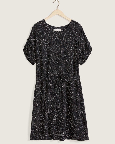 Printed Short-Sleeve Popover Dress With V-Neck - In Every Story