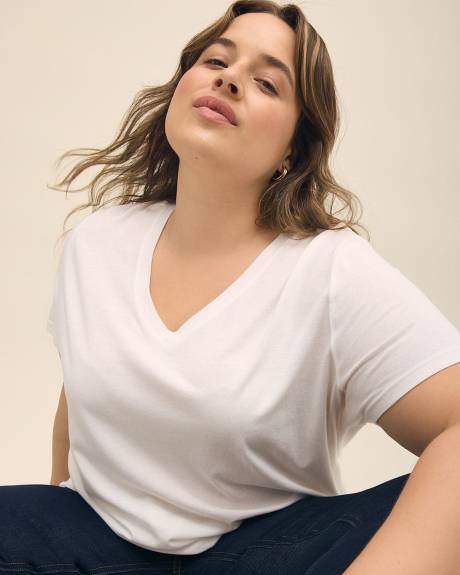 Boyfriend T-Shirt - In Every Story - PENN. Essentials