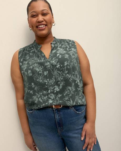 Responsible, Sleeveless Tunic Blouse
