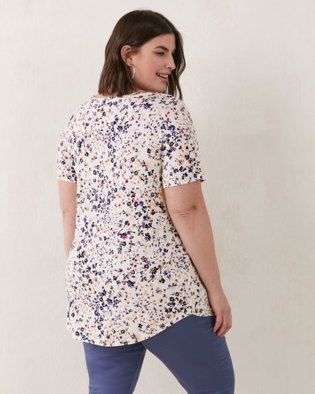 Modern Fit Short Sleeve Scoop Neck Tee, Printed - In Every Story