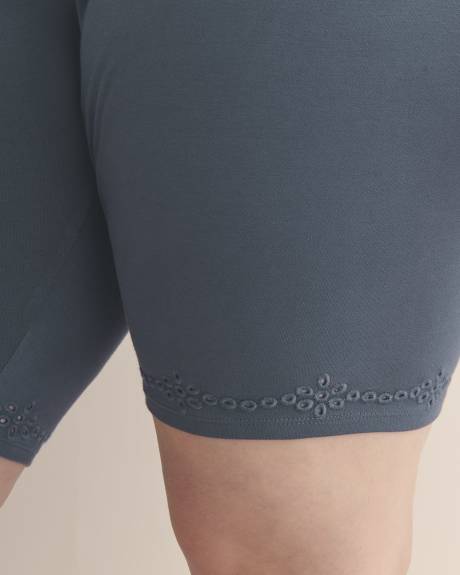 Bike Short Legging with Embroidered Hem - PENN. Essentials