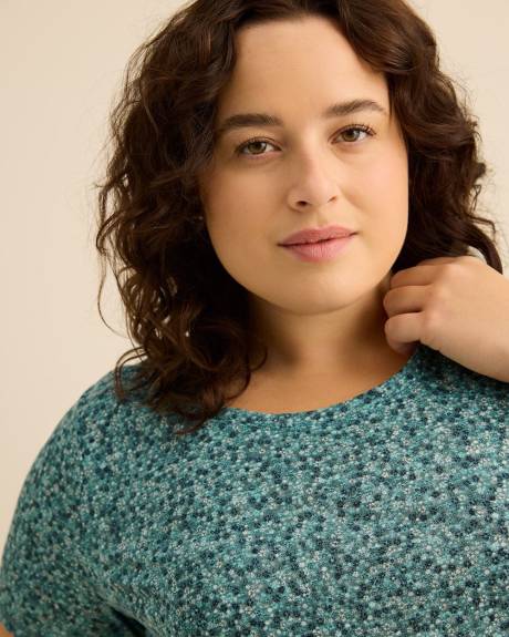 Printed Curvy-Fit Crewneck Tee - PENN. Essentials