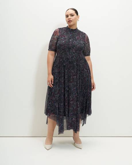 Robe mi-longue en tricot avec ourlet asymétrique - Addition Elle