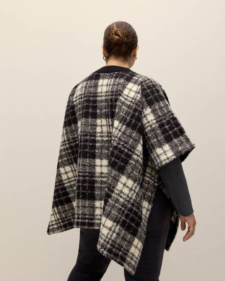 Bouclé Plaid Cape with Front Zipper