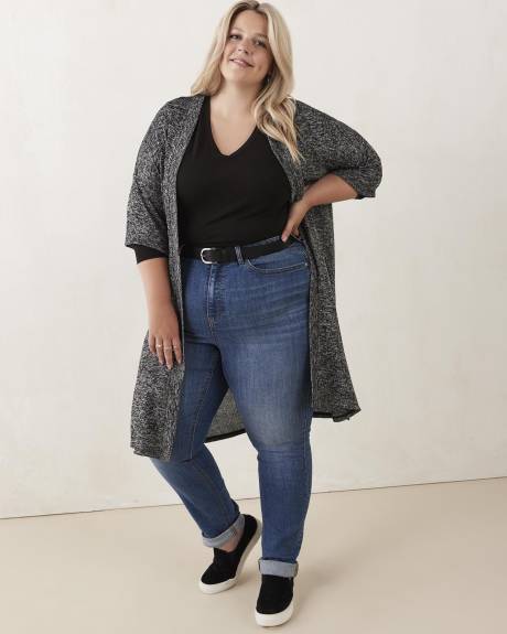 Girlfriend Tunic with V-Neck - PENN. Essentials