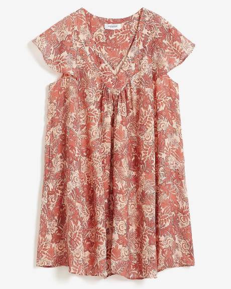 Lightweight Swing Dress with Short Flutter Sleeves - Addition Elle
