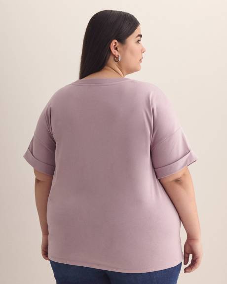 Boxy Crewneck T-shirt - PENN. Essentials