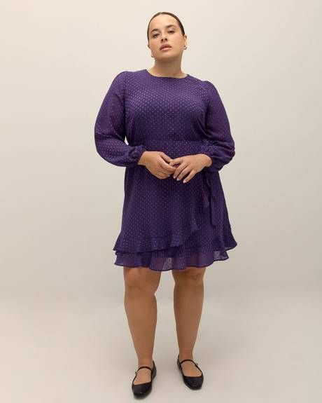 Robe à jupe croisée avec ourlet à volants