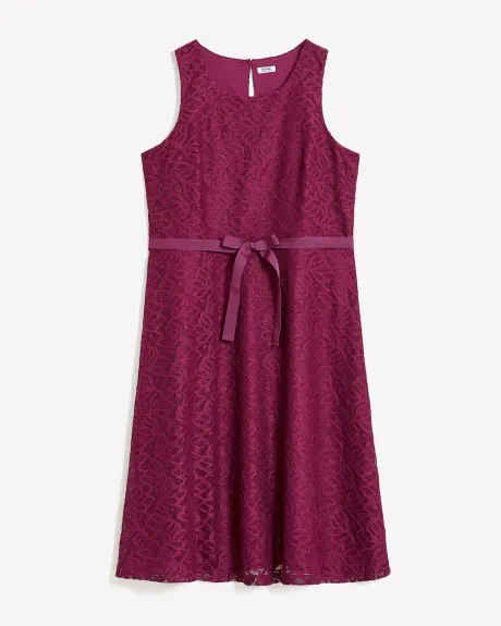 Sleeveless Knit Lace Dress with Sash Belt
