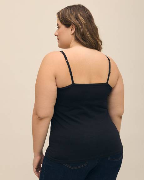 Solid Fitted Cami With Adjustable Straps - PENN. Essentials