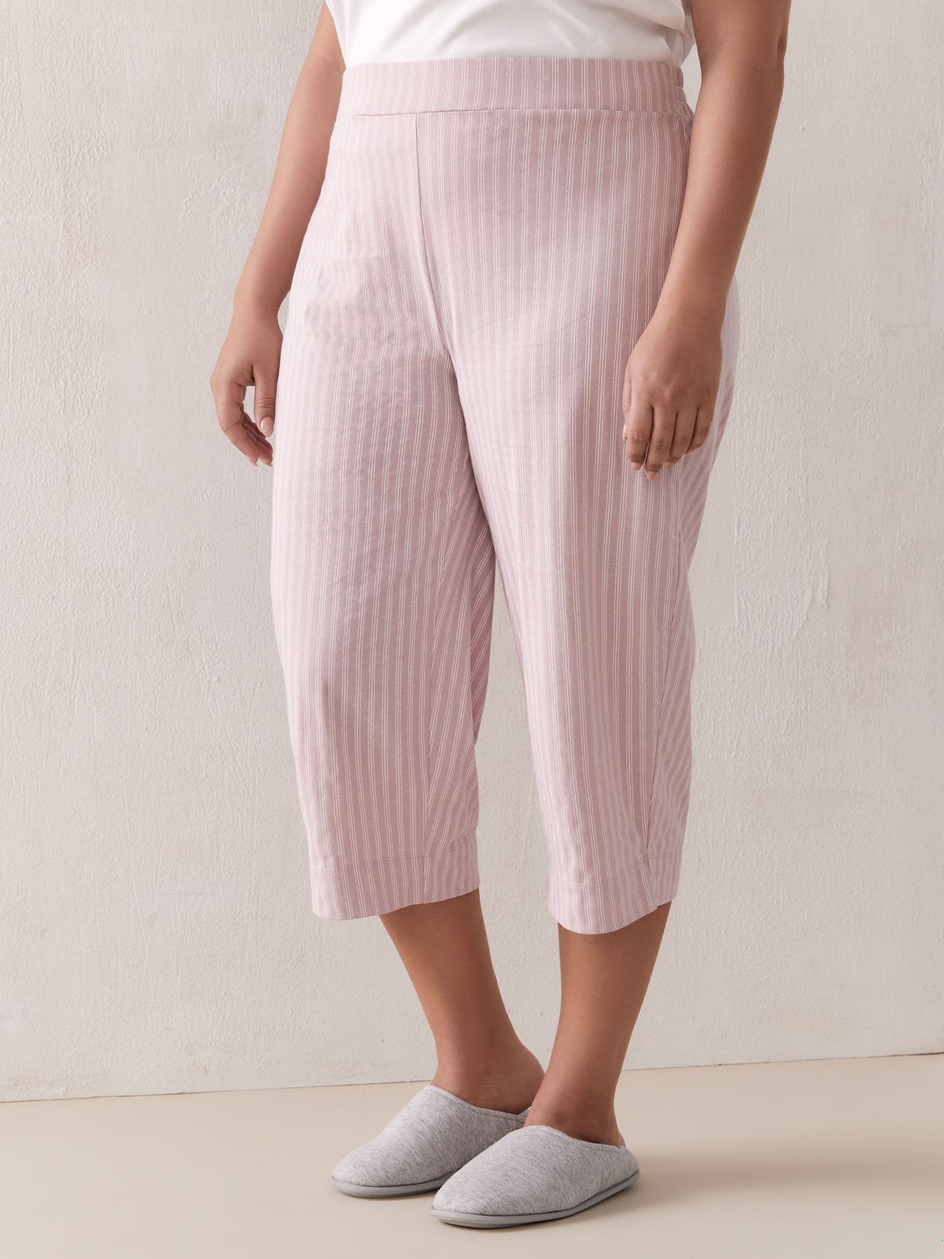 striped capri pants