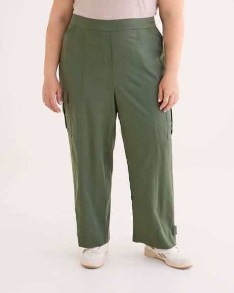 Pantalon cargo écourté à jambe droite avec ourlet réglable