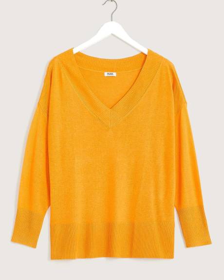 Linen Blend V-Neck Sweater
