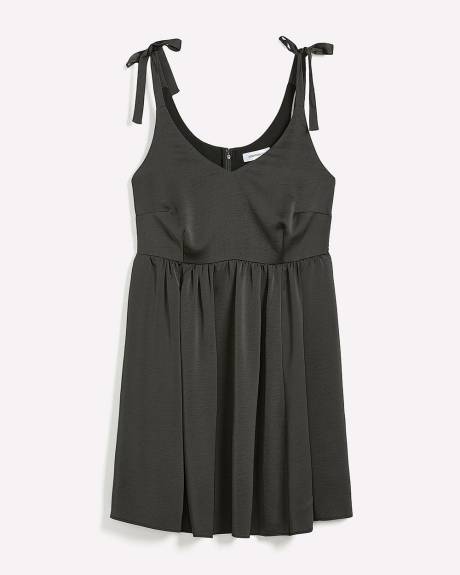 Robe évasée sans manches en satin - Addition Elle